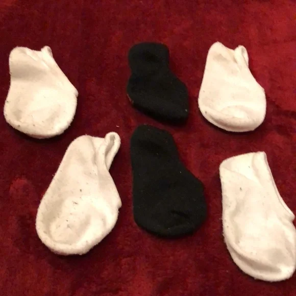 3 pair of ankle socks, Boys size 5T - Picture 4 of 4